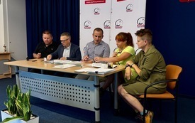 Podpisanie umowy granty sołeckie