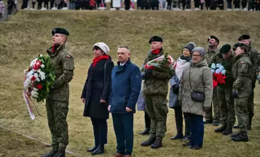 burmistrz i przewodnicząca na obchodach